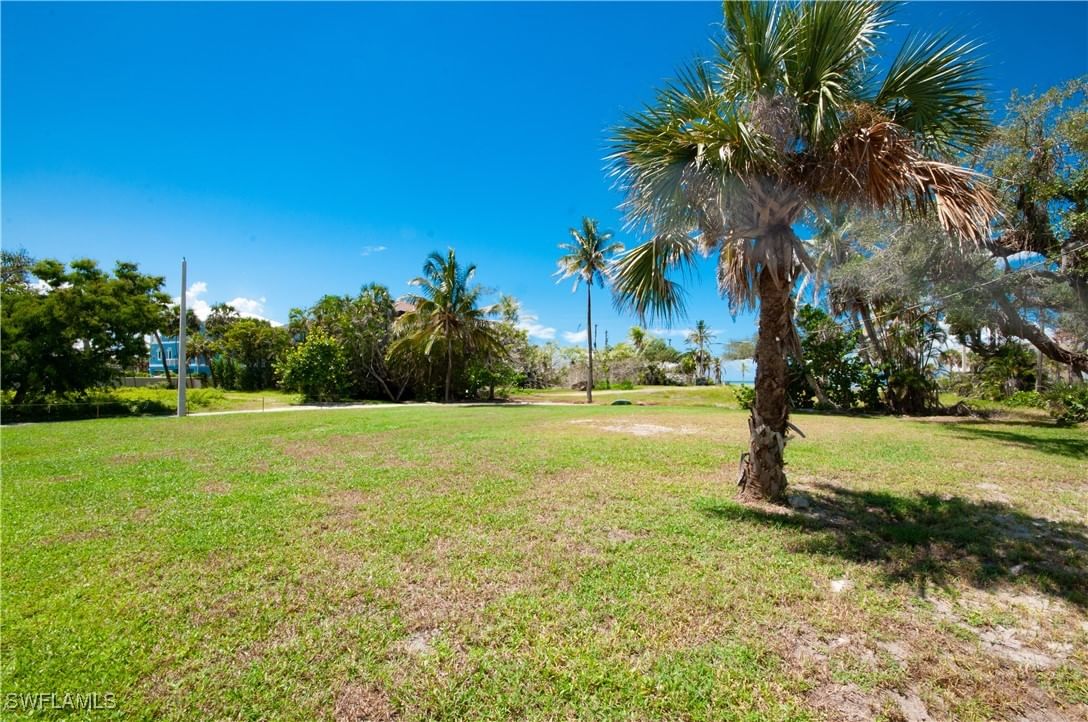 119 Sabal Drive, Fort Myers Beach, FL 33931 photo 3