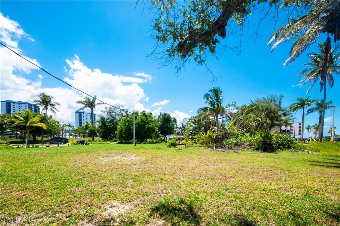 119 Sabal Drive, Fort Myers Beach, FL 33931 photo 5