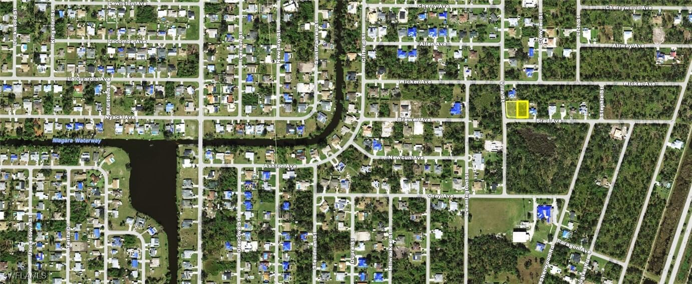 23198 Brad Avenue, Port Charlotte, FL 33980 photo 2