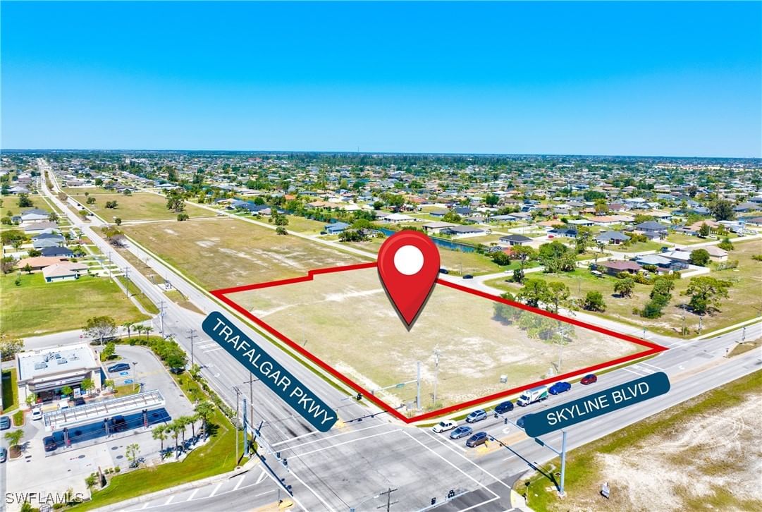 815 Trafalgar Parkway W, Cape Coral, FL 33991 photo 3
