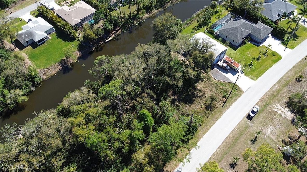 Namatka Avenue, North Port, FL 34288