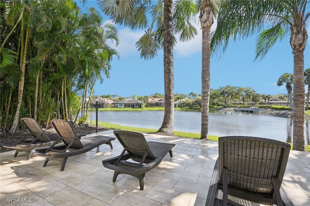 518 Cormorant Cove, Naples, FL 34113 photo 2