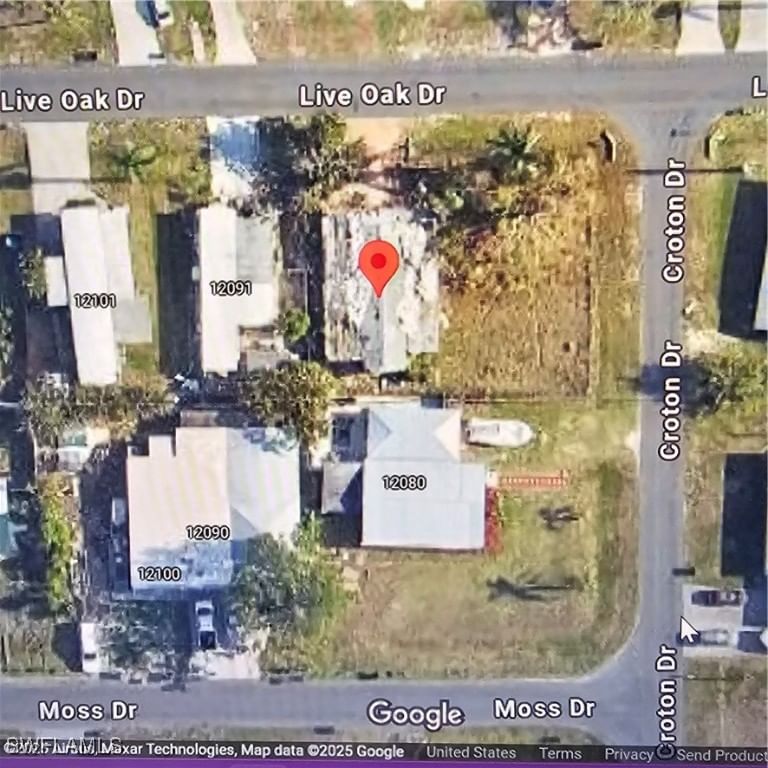 12081 Live Oak Drive, Fort Myers, FL 33908 photo 2