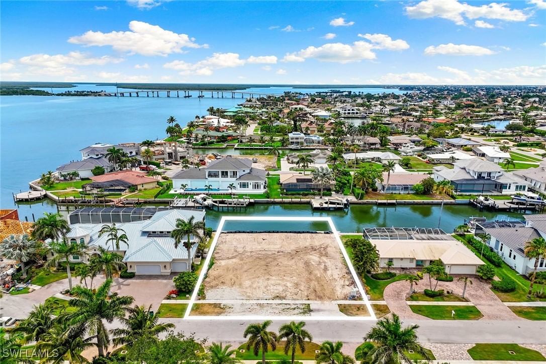 1285 Orange Court, Marco Island, FL 34145 photo 2