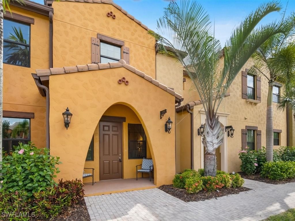 9071 Albion Lane N #5703, Naples, FL 34113 photo 2