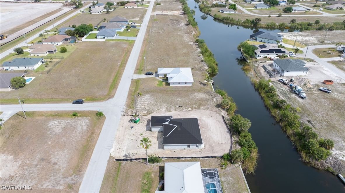 115 NW 19th Place, Cape Coral, FL 33993 photo 5