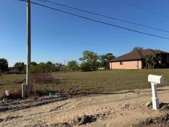 522 NE 15th Terrace, Cape Coral, FL 33909 photo 2