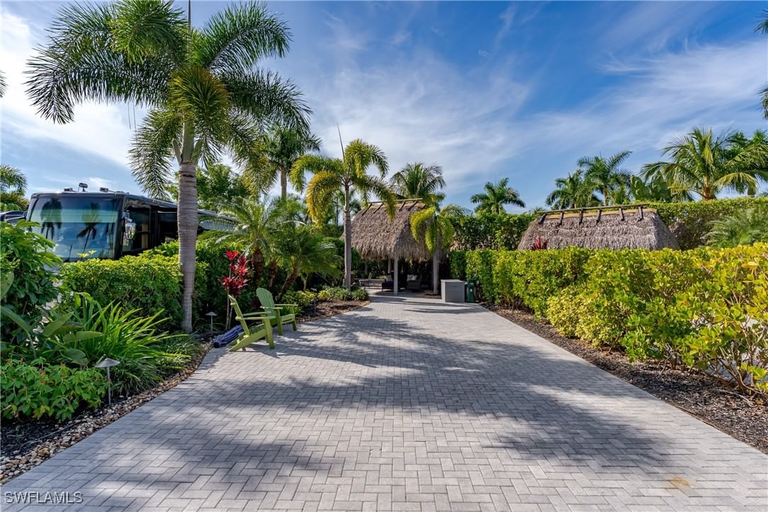 13568 Snook Circle, Naples, FL 34114 photo 3