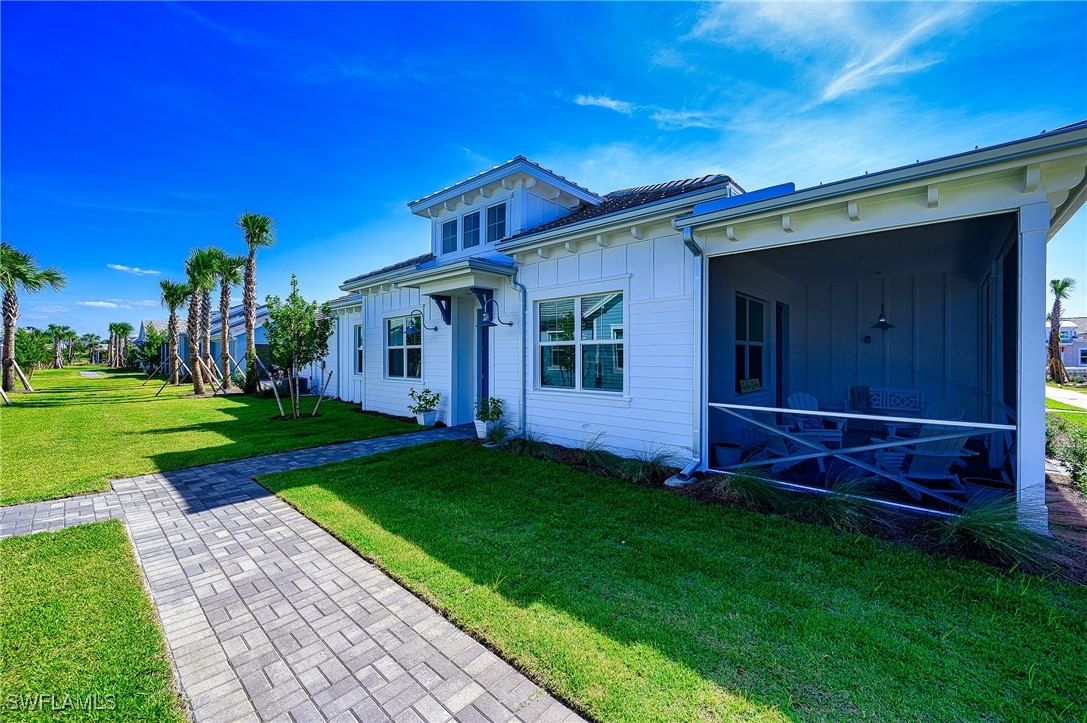 7251 Saona Court, Naples, FL 34113 photo 2