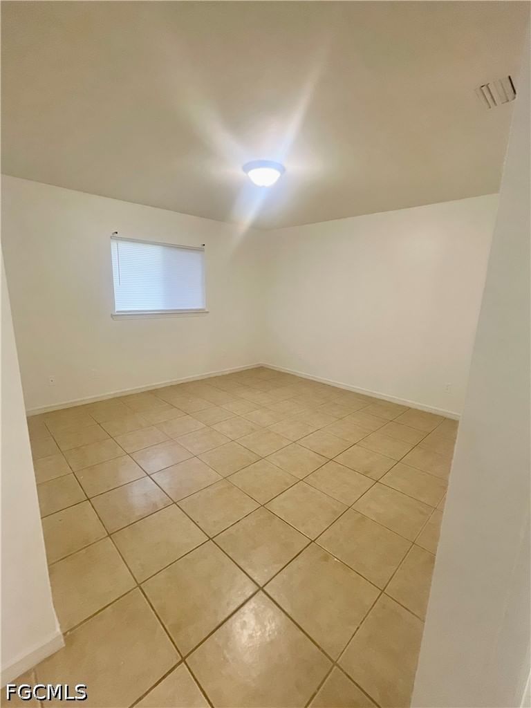 116/118 Gordon Avenue S, Lehigh Acres, FL 33973 photo 5