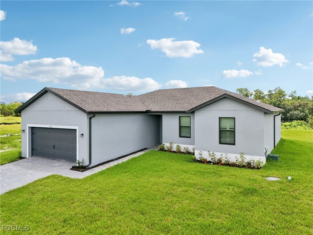 923 Admiral Bull Halsey Avenue, Labelle, FL 33935 photo 4