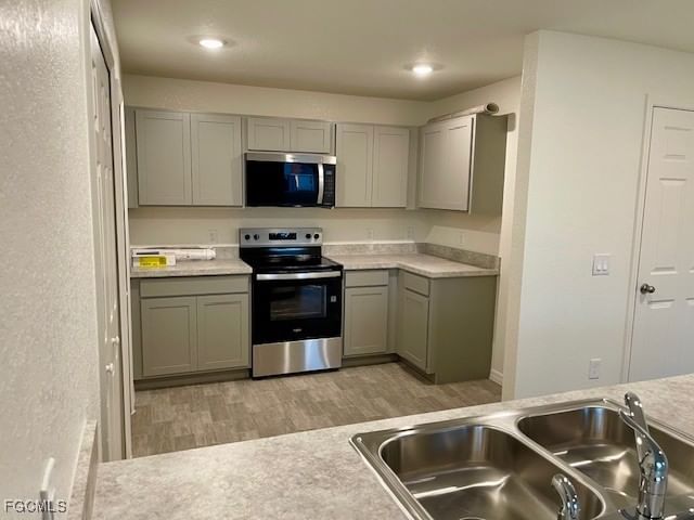 206 NW 13th Terrace, Cape Coral, FL 33993 photo 5