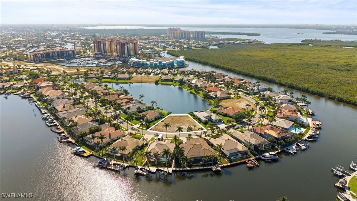 1922 Harbour Circle, Cape Coral, FL 33914 photo 3