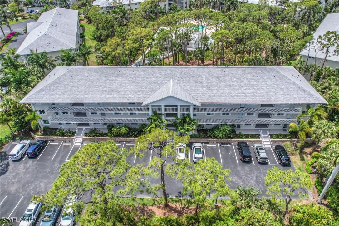3072 Sandpiper Bay Circle #M202, Naples, FL 34112 photo 4