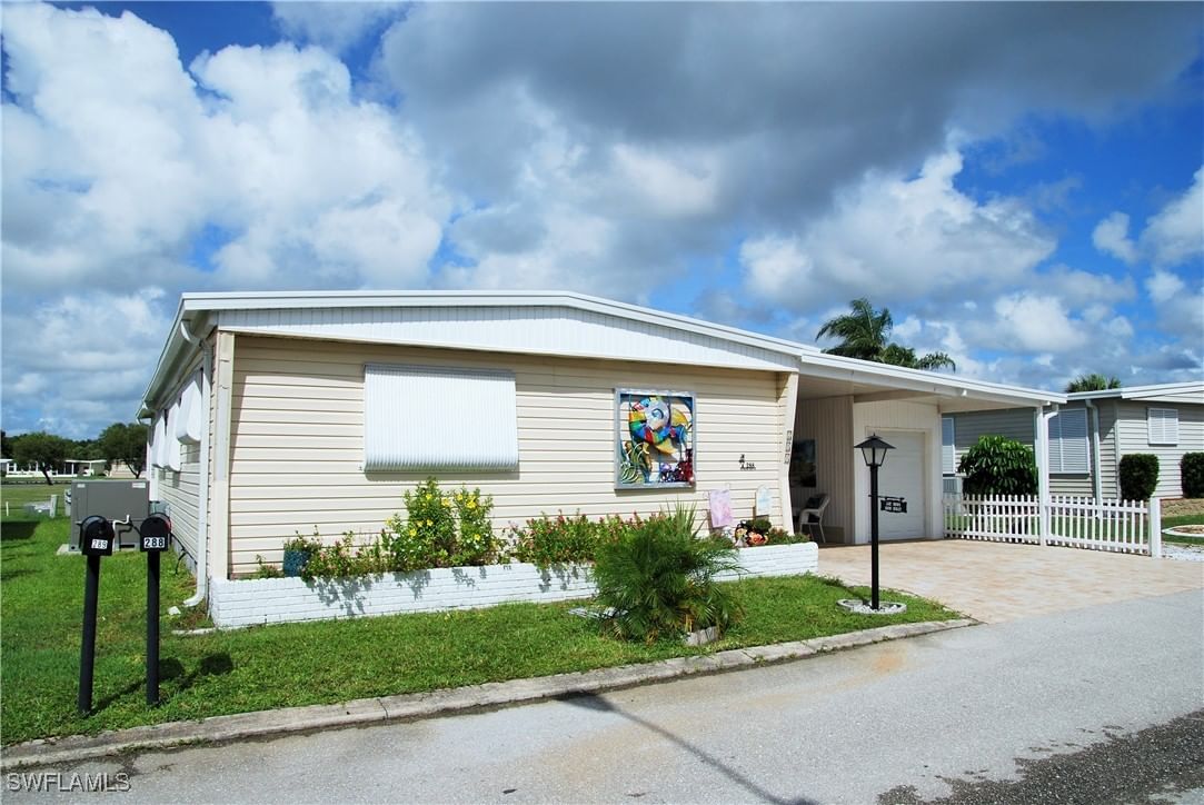 288 Boros Drive, North Fort Myers, FL 33903 photo 4