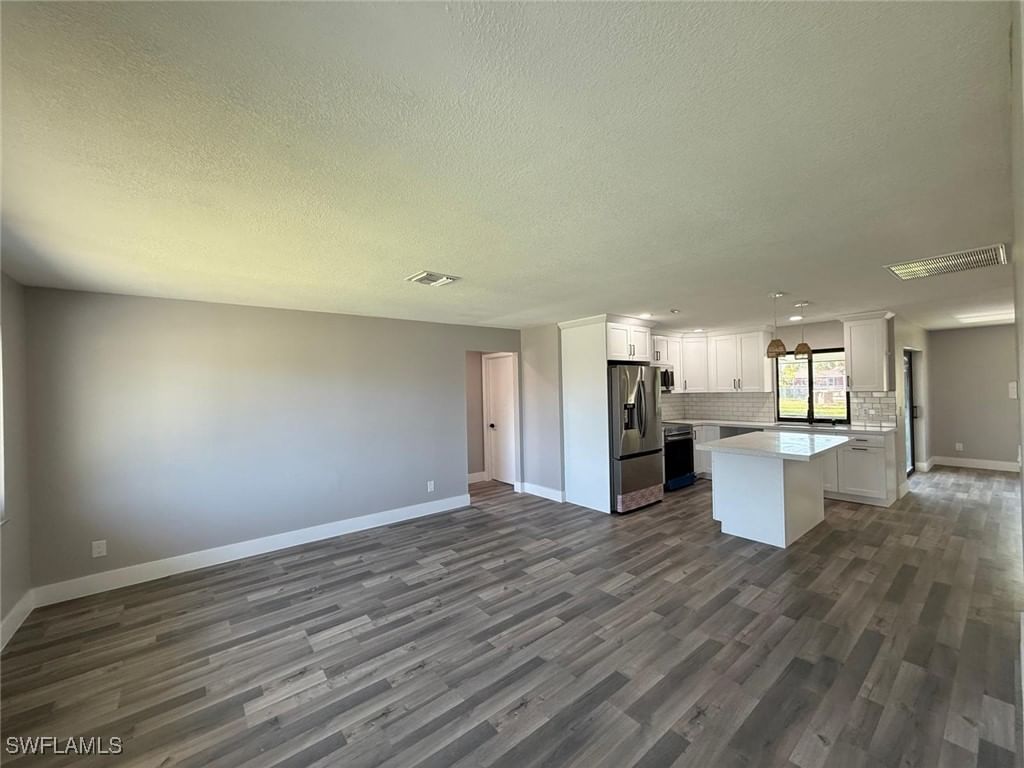 1219 SE 25th Terrace, Cape Coral, FL 33904 photo 4