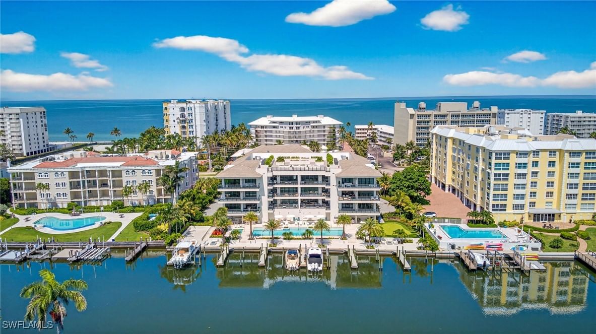 1820 Gulf Shore Boulevard N #202, Naples, FL 34102 photo 2