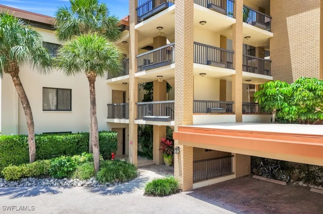 6770 Pelican Bay Boulevard #225, Naples, FL 34108 photo 4