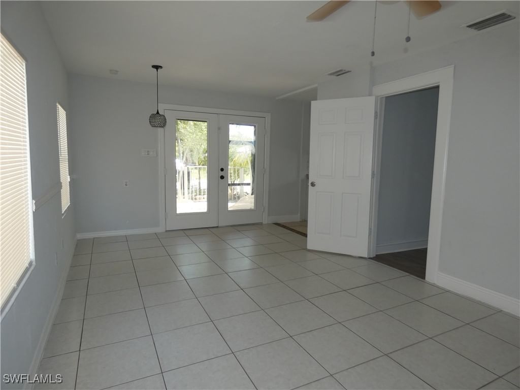 3817 Pearl Street, Fort Myers, FL 33916 photo 5