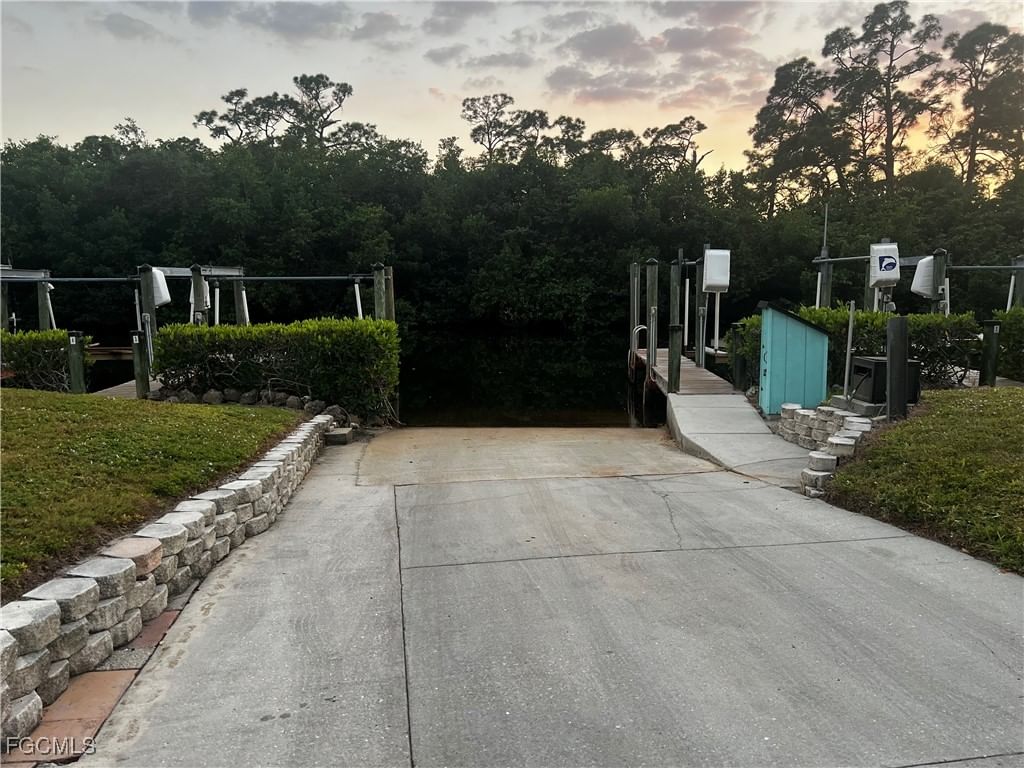 20511 Basin Drive, Estero, FL 33928 photo 2