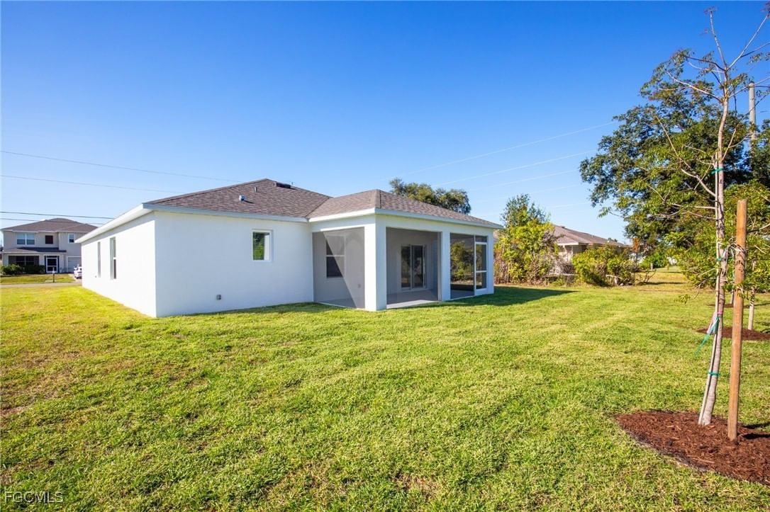 407 SW 19th Avenue, Cape Coral, FL 33991 photo 5
