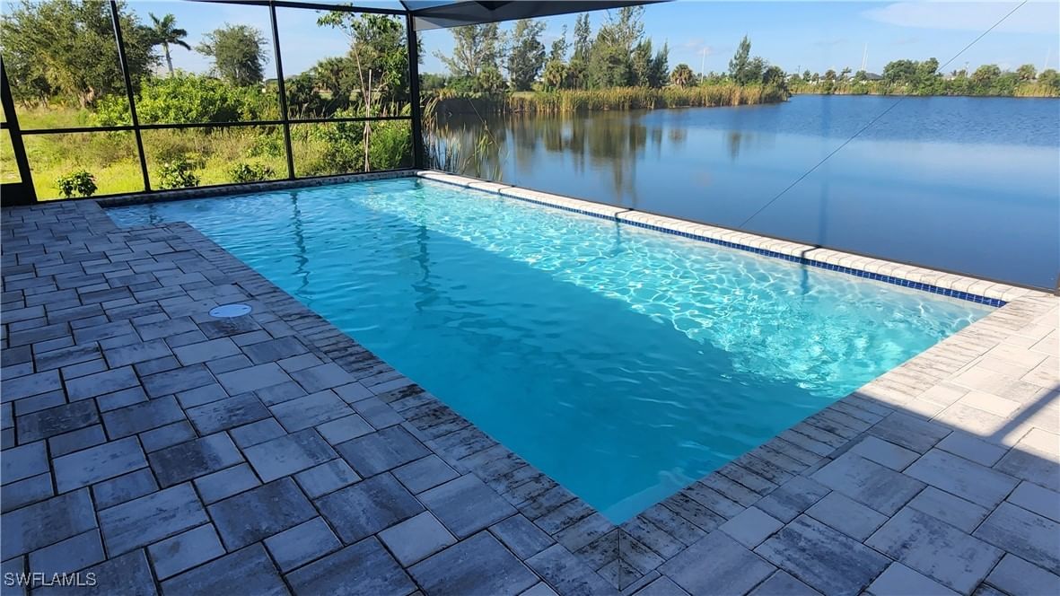 702 NW 30th Place, Cape Coral, FL 33993 photo 4