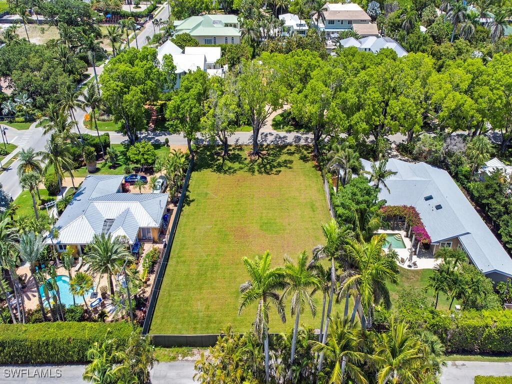 140 2nd Avenue N, Naples, FL 34102 photo 4