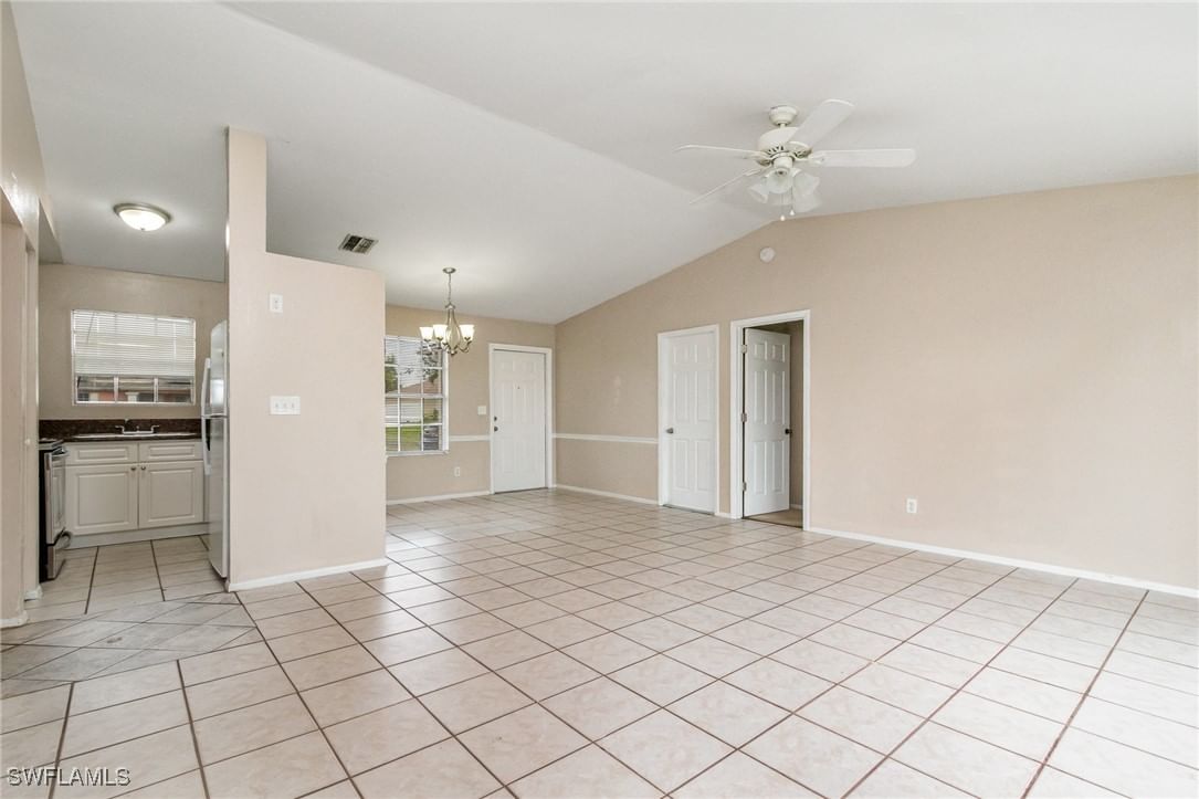 302 NE 10th Terrace, Cape Coral, FL 33909 photo 4
