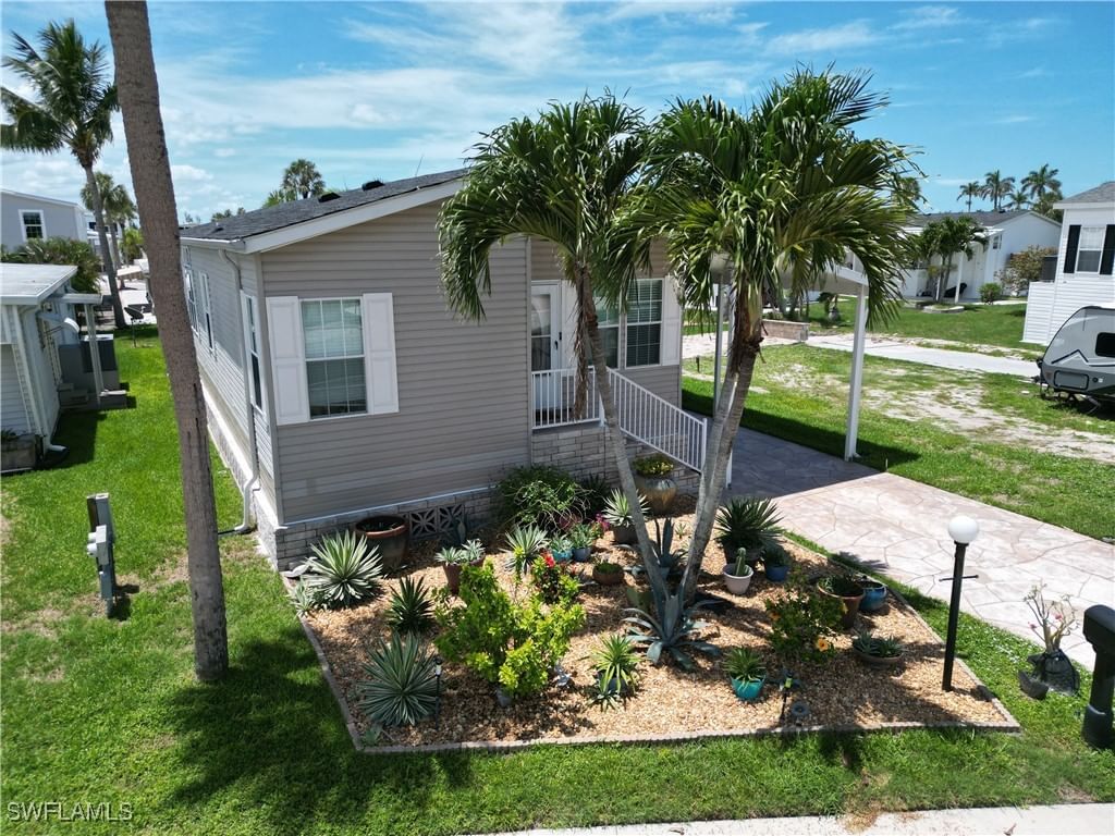 11341 Bayside Boulevard, Fort Myers Beach, FL 33931 photo 2