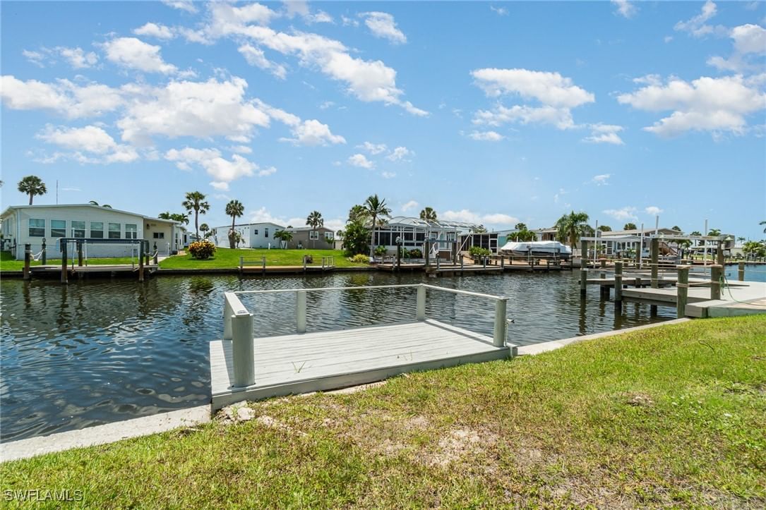 17561 Stevens Boulevard, Fort Myers Beach, FL 33931 photo 2
