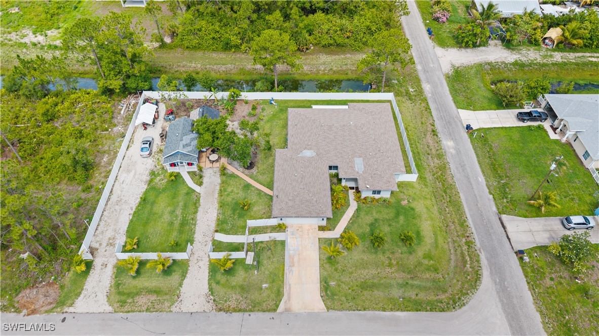 304 Bradley Avenue, Lehigh Acres, FL 33974 photo 4