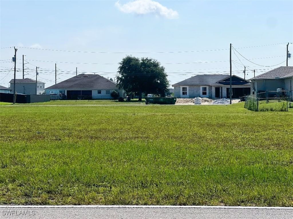 2713 Santa Barbara Boulevard N, Cape Coral, FL 33993 photo 2