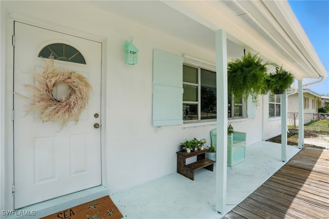 4011 Coconut Circle S, Naples, FL 34104 photo 2