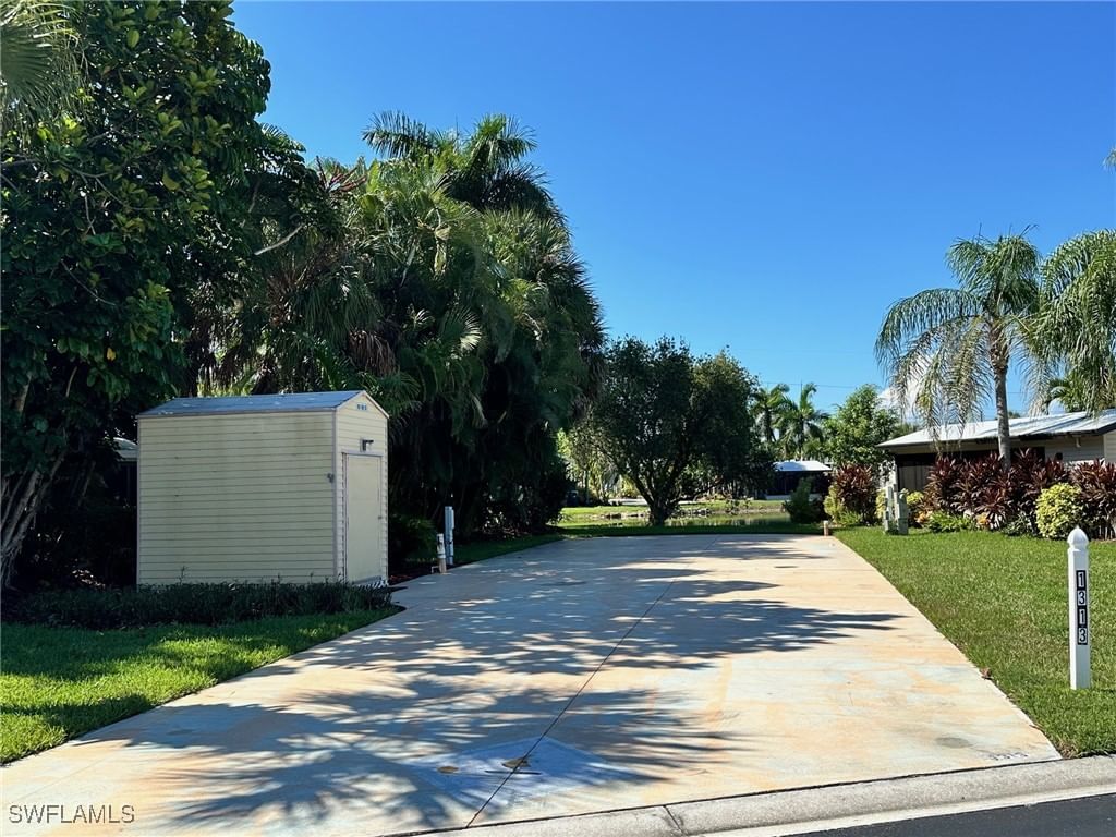 1313 Nickel Lake Point, Naples, FL 34114 photo 4