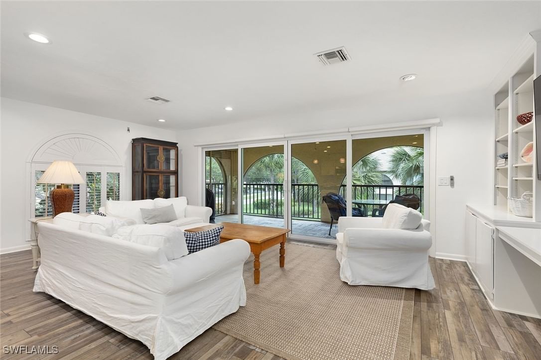 3360 10th Street N #1210, Naples, FL 34103 photo 2