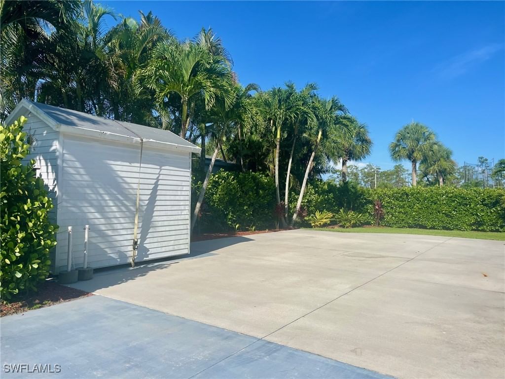 1021 Silver Lakes Boulevard, Naples, FL 34114 photo 2