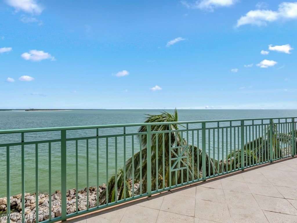 970 Cape Marco Drive #402, Marco Island, FL 34145 photo 4