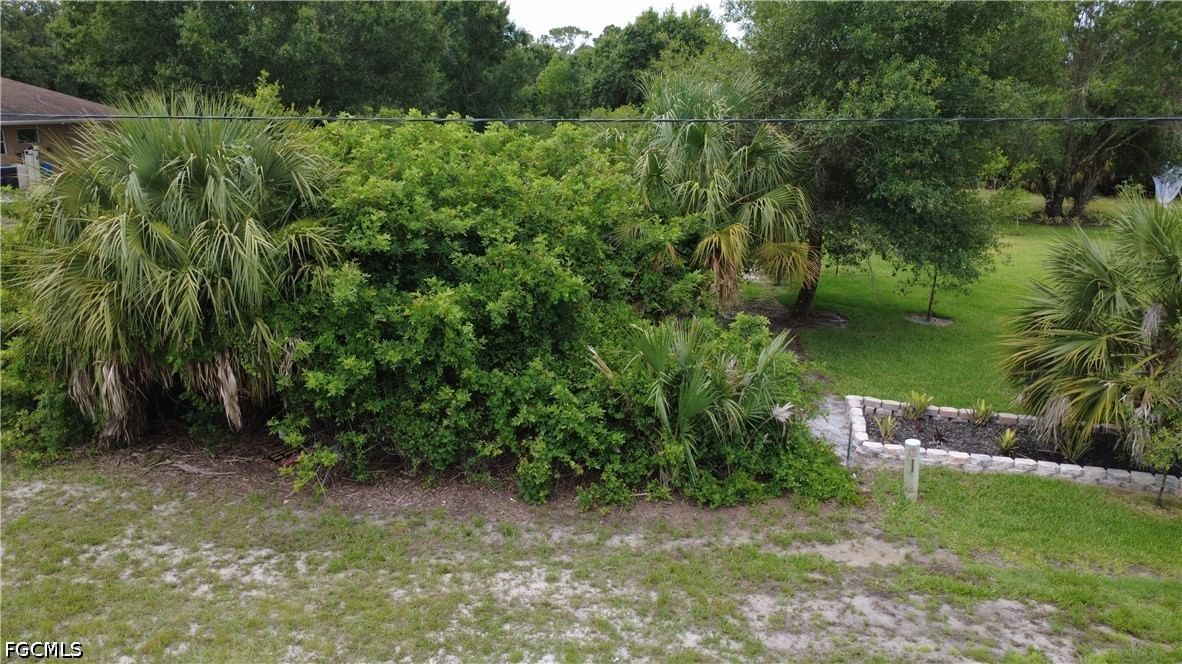 3733 Trent Street, Fort Myers, FL 33905 photo 2