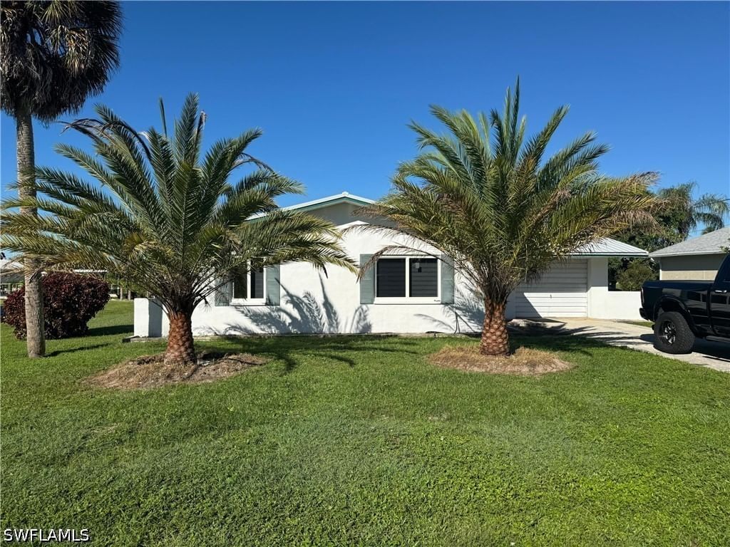 2231 Isle Of Pines Avenue, Fort Myers, FL 33905 photo 4