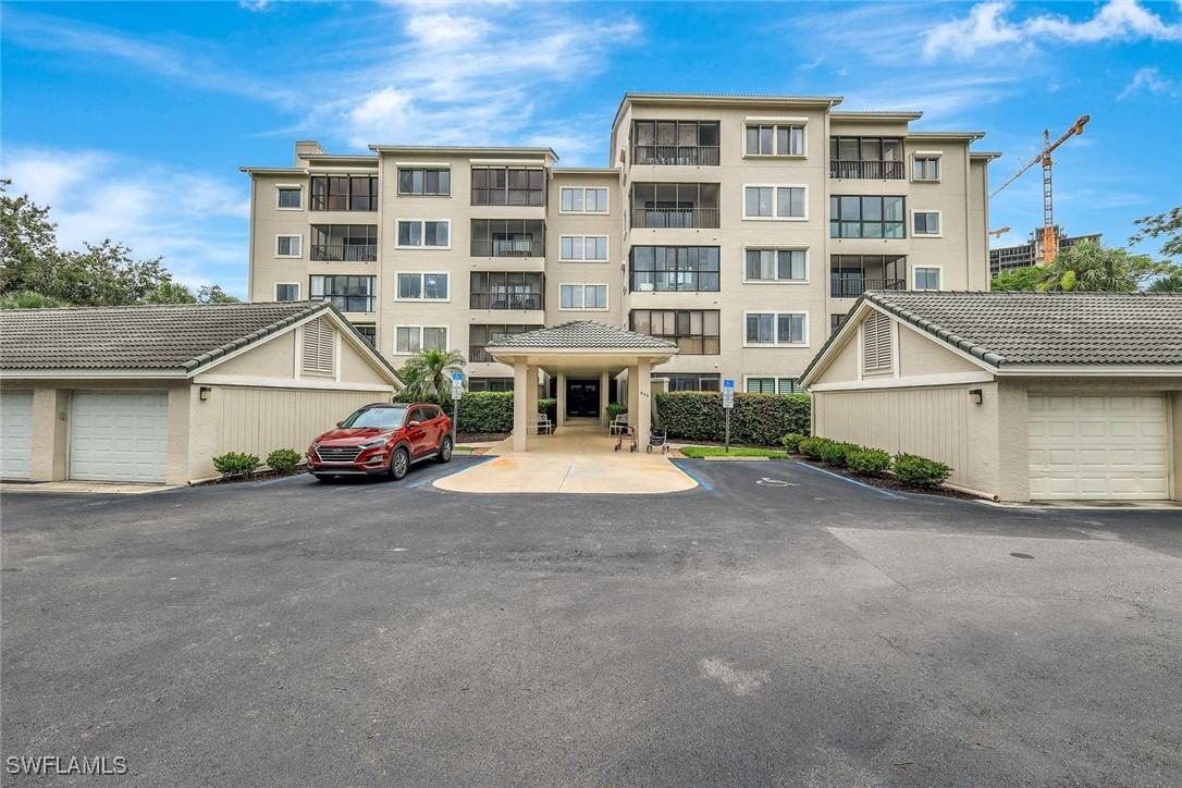 900 Arbor Lake Drive #207, Naples, FL 34110 photo 2