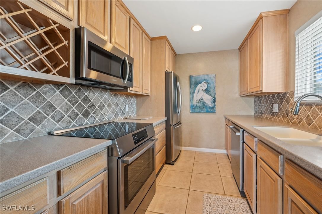 2500 Gulf Shore Boulevard N #N4, Naples, FL 34103 photo 3