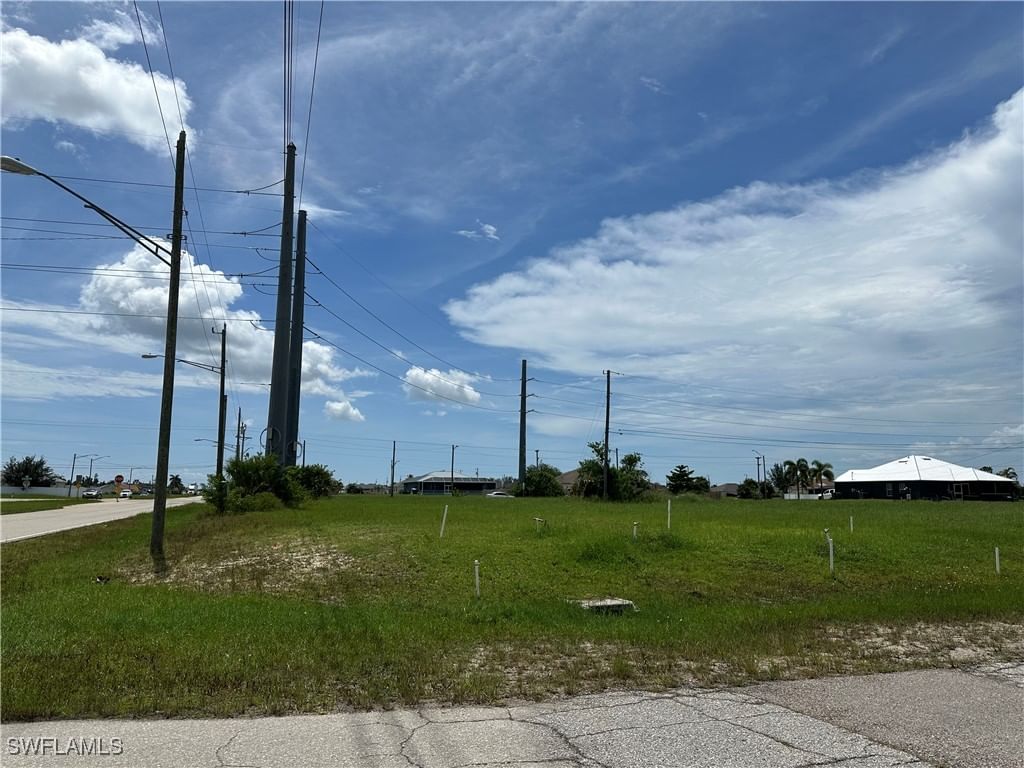 800 NW 24th Avenue, Cape Coral, FL 33993 photo 2