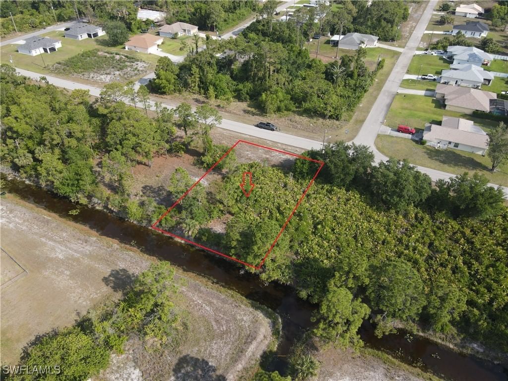 728 Manhattan Street E, Lehigh Acres, FL 33974 photo 3