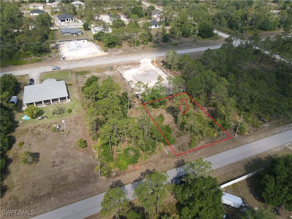 236 Nashville Avenue S, Lehigh Acres, FL 33974 photo 3