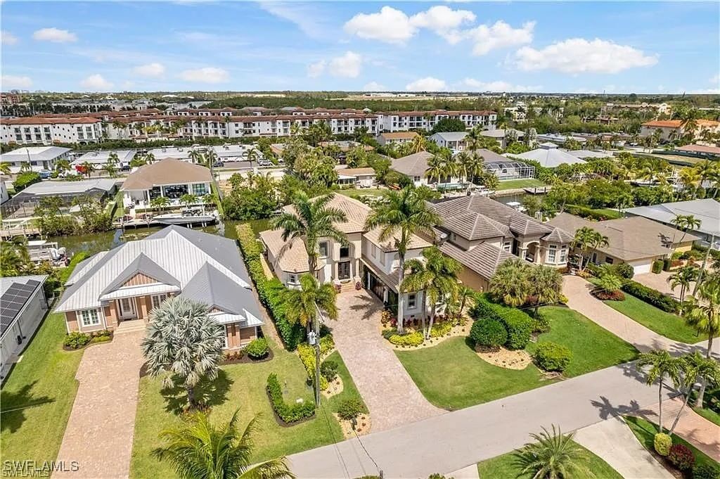 1435 Osprey Avenue, Naples, FL 34102 photo 2
