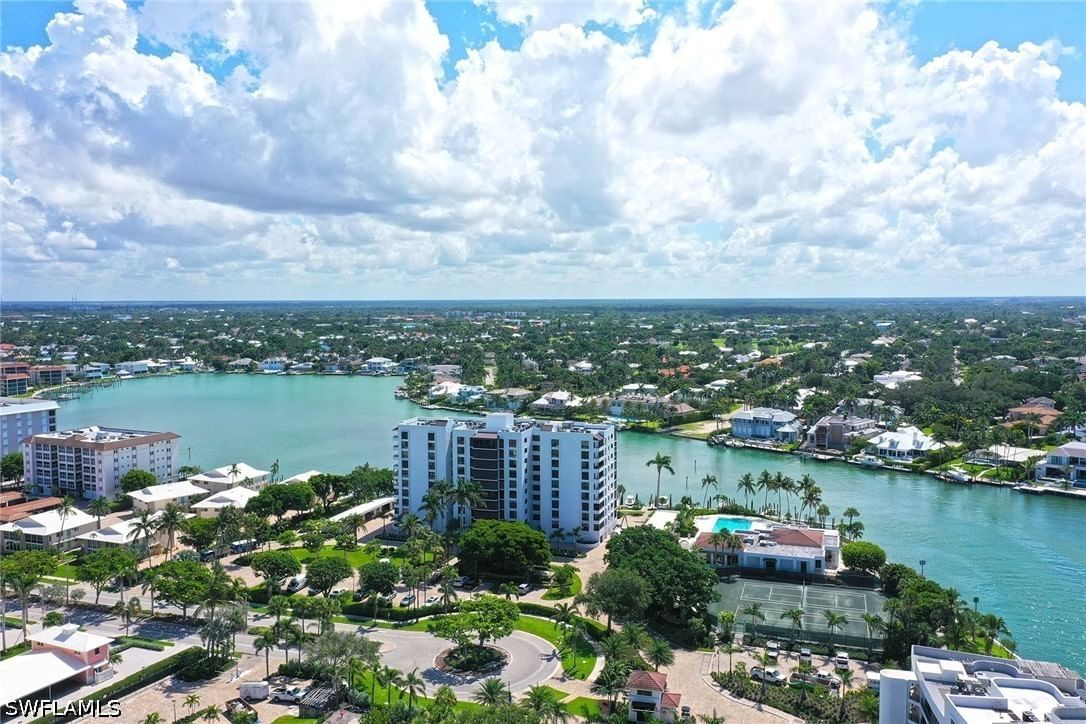 2400 Gulf Shore Boulevard N #502, Naples, FL 34103 photo 2