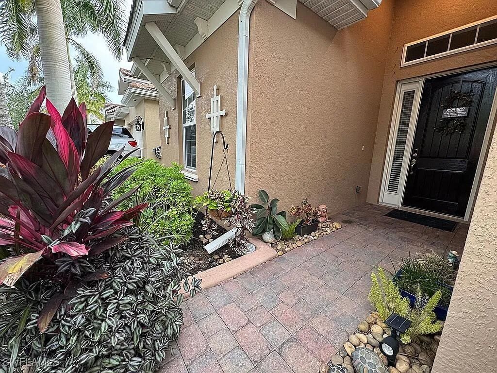3546 Bridgewell Court, Fort Myers, FL 33916 photo 2