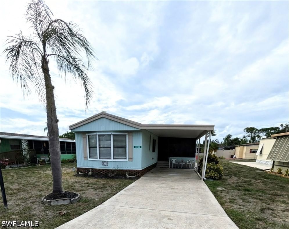 10750 Wales Loop, Bonita Springs, FL 34135 photo 3