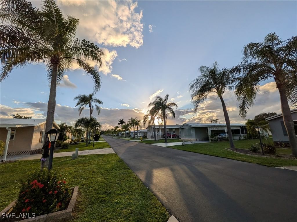 10750 Wales Loop, Bonita Springs, FL 34135 photo 4