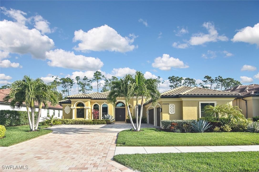 23124 Sanabria Loop, Bonita Springs, FL 34135 photo 2